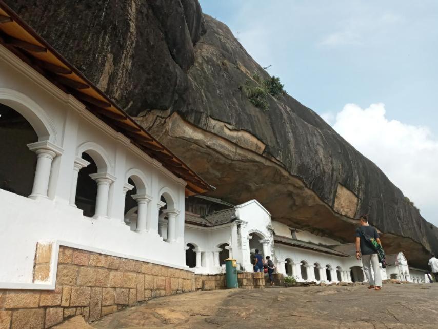 Restwell Homestay Dambulla Exterior foto